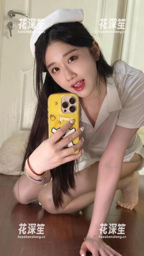 微密圈 - 当女仆装变得不再单纯，轩子巨二兔的资源和套图，谁能抗拒？