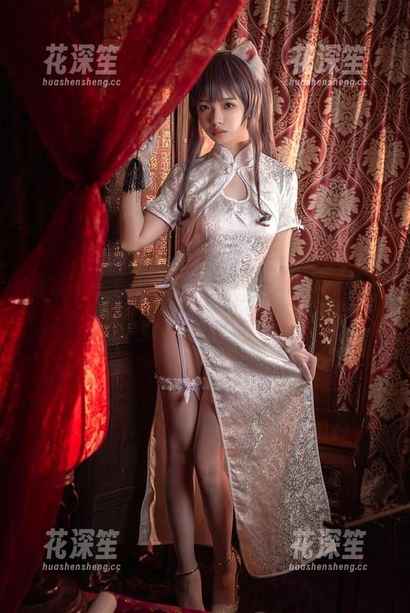 雯妹不讲道理 看完雯妹不讲道理的红裙,真想问她是怎么选衣服的,分享点经验呗!