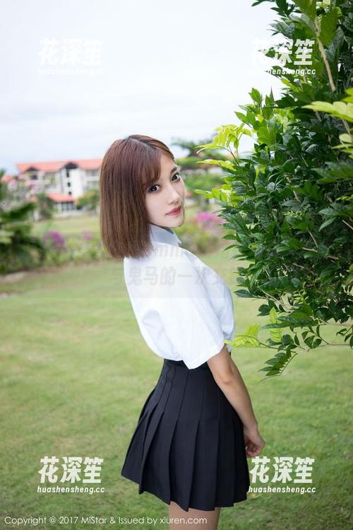 魅妍社 - 大白兔emma的婚纱写真：美丽与鬼马的一次交锋