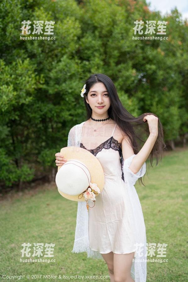 魅妍社-小沫琳 魅妍社 - 小沫琳网袜美图更新,给你撒上一把暧昧的糖!